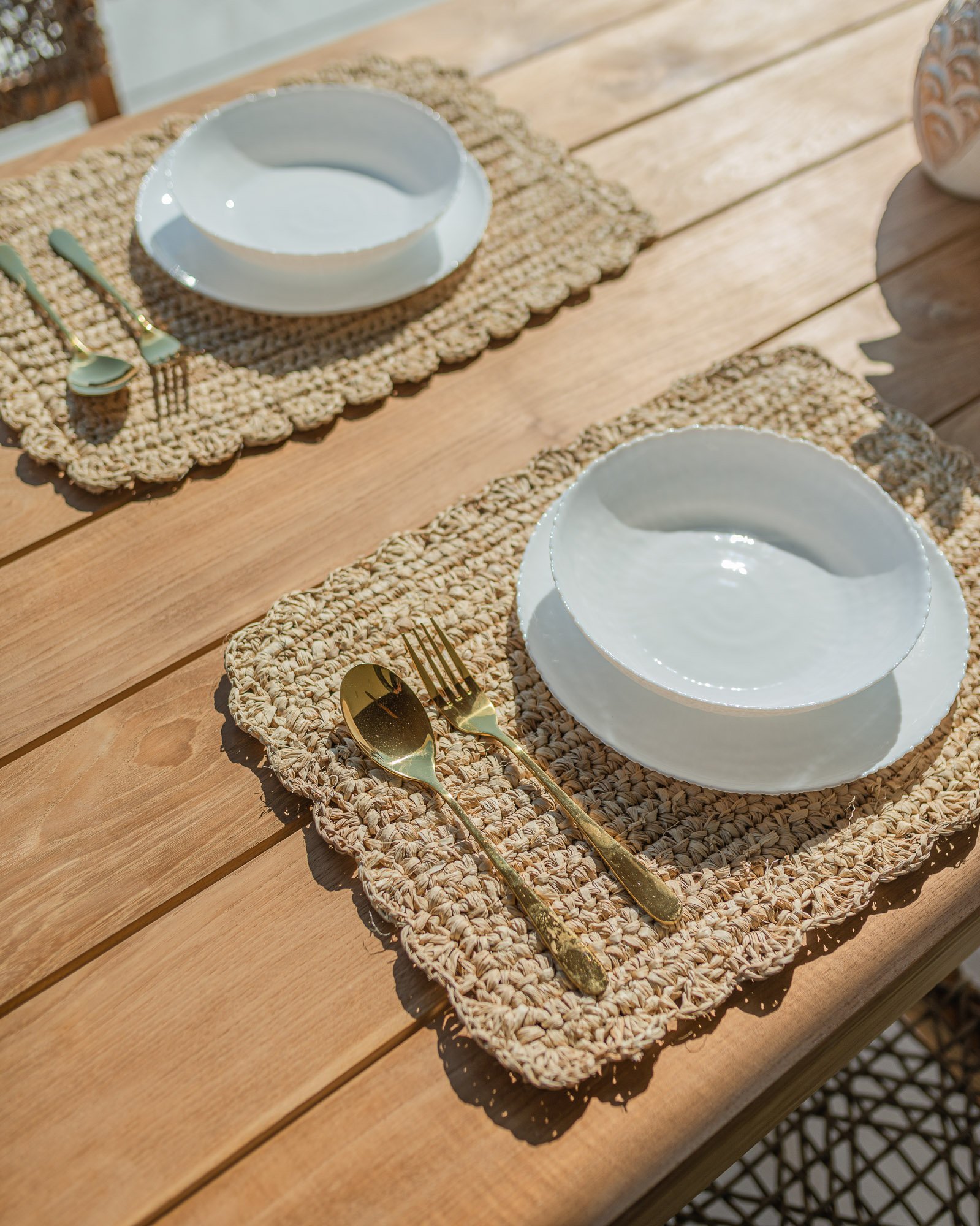 SABATU DINING TABLE & NASH SIDE CHAIR